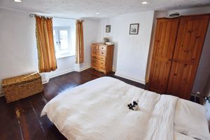 Bedroom- click for photo gallery